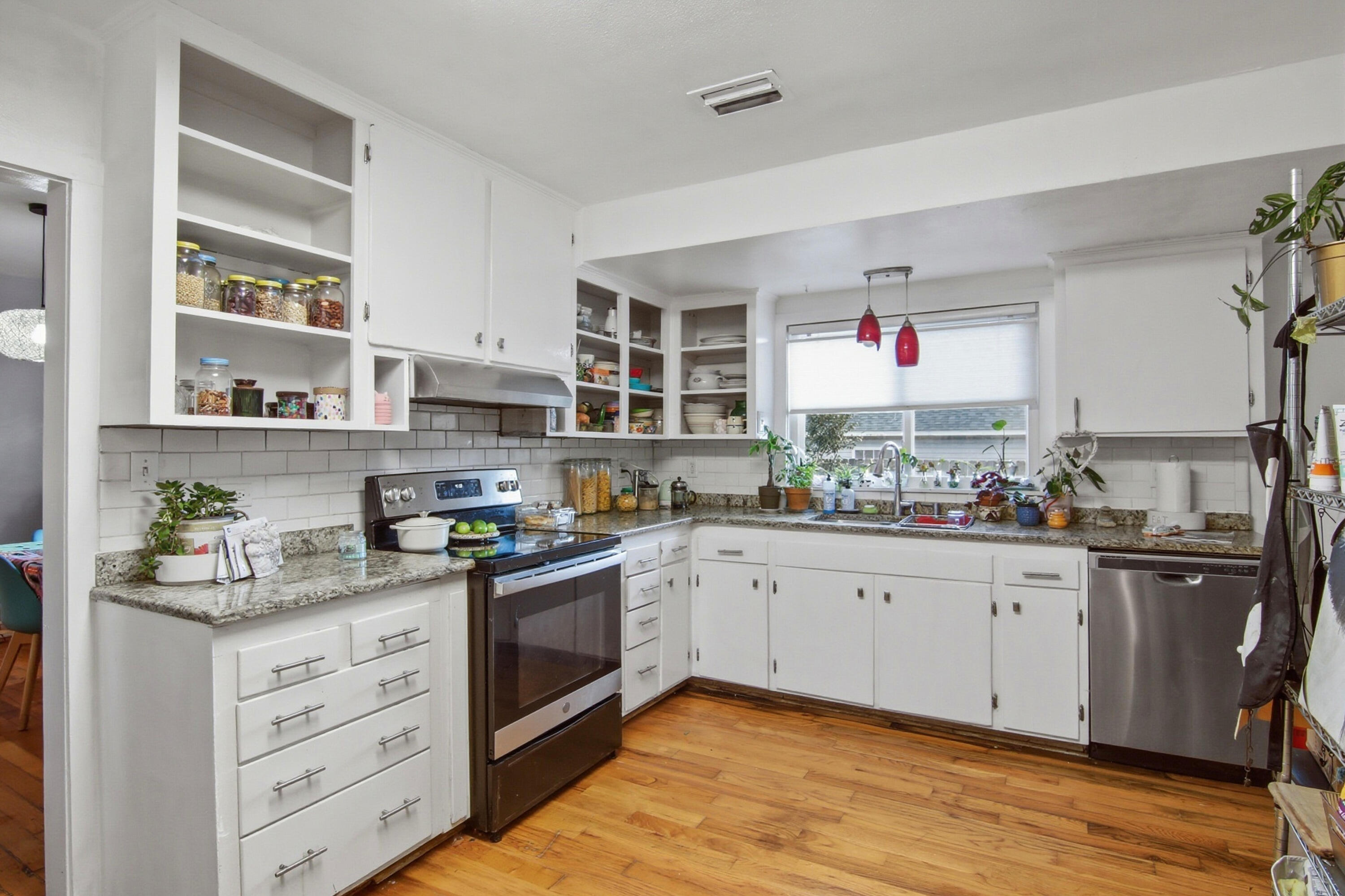 302 East 2nd Avenue Crestview, FL 32536 - Photo 14 of 32 016_f8_302_E_2nd_Ave