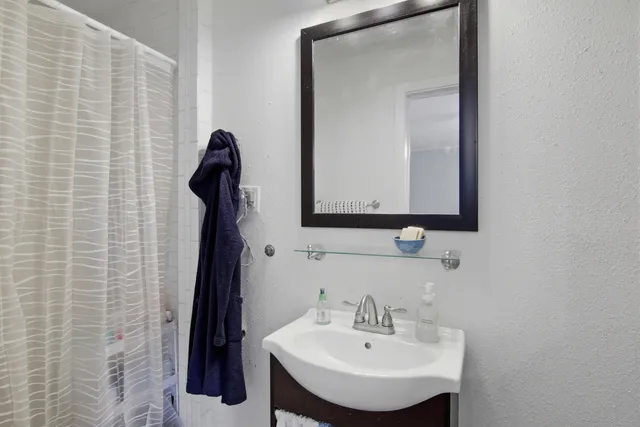 $230,000 | 302 East 2nd Avenue, Crestview, FL 32536