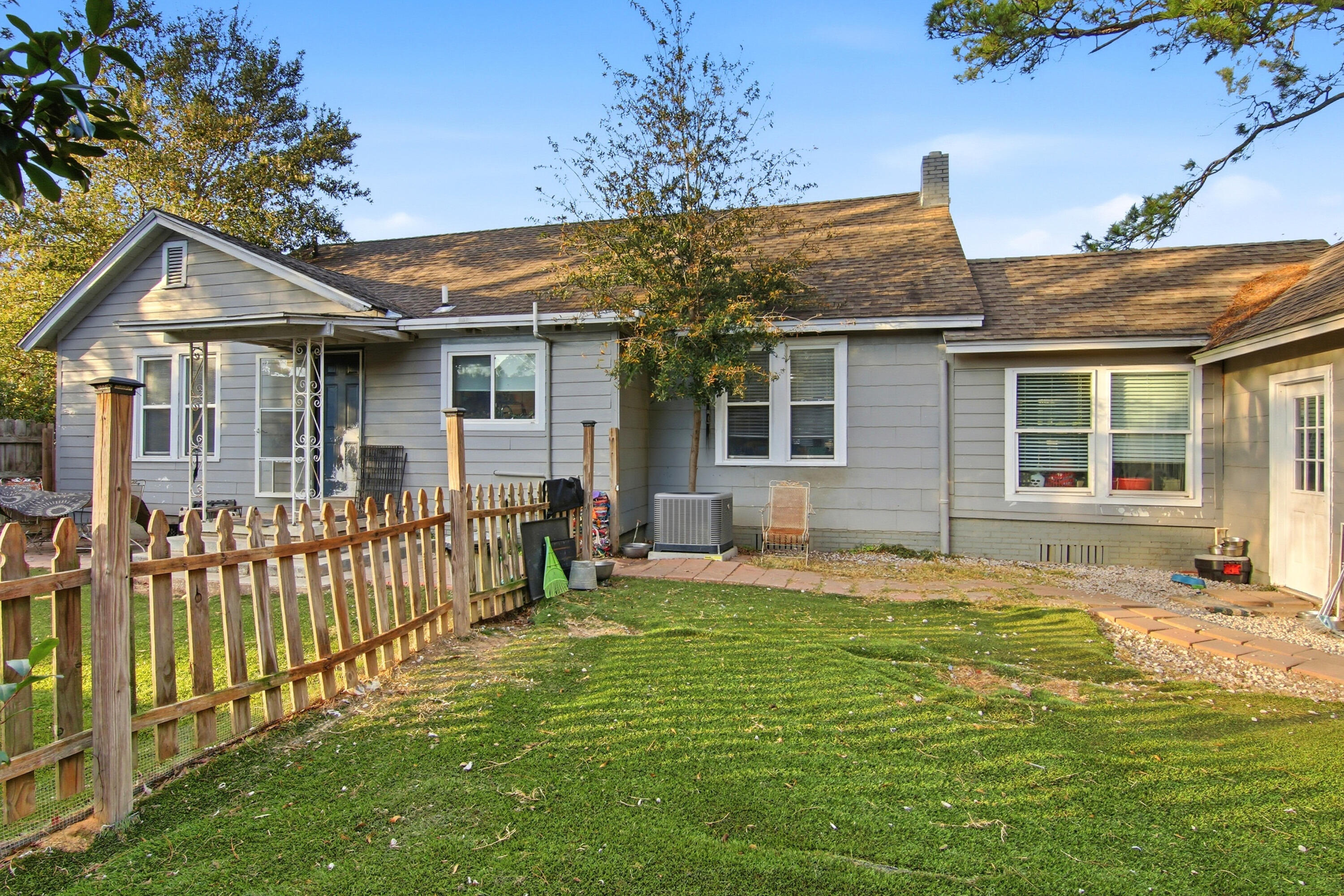 302 East 2nd Avenue Crestview, FL 32536 - Photo 28 of 32 036_f8_302_E_2nd_Ave