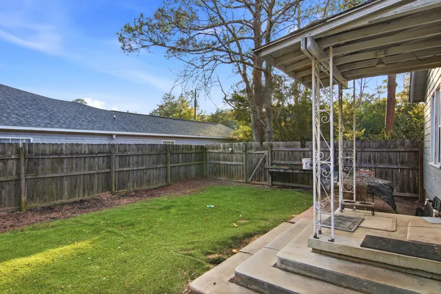 $230,000 | 302 East 2nd Avenue, Crestview, FL 32536