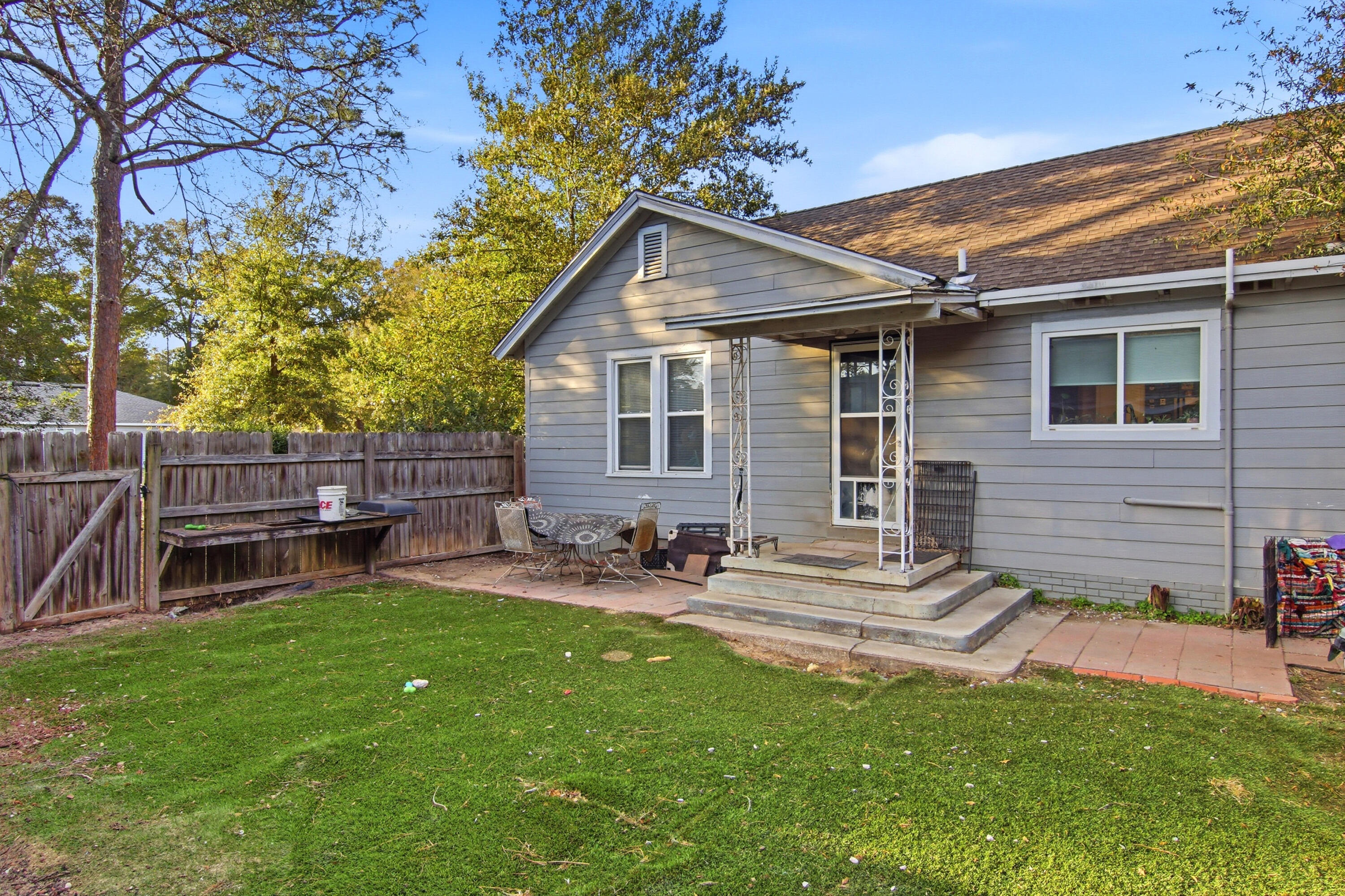 302 East 2nd Avenue Crestview, FL 32536 - Photo 30 of 32 039_f8_302_E_2nd_Ave