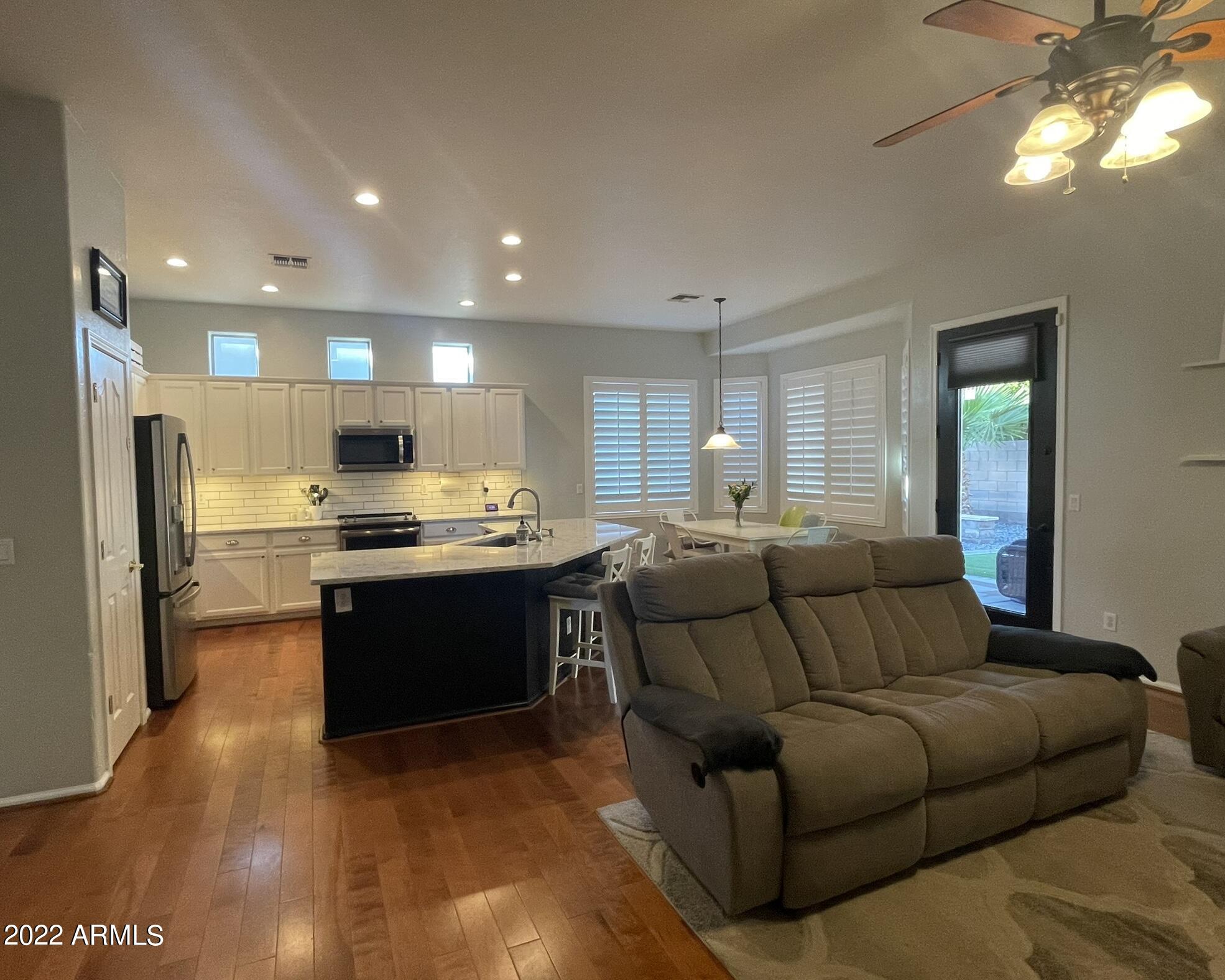 3550 East Los Altos Road Gilbert, AZ 85297 - Photo 3 of 22 Kitchen and family room