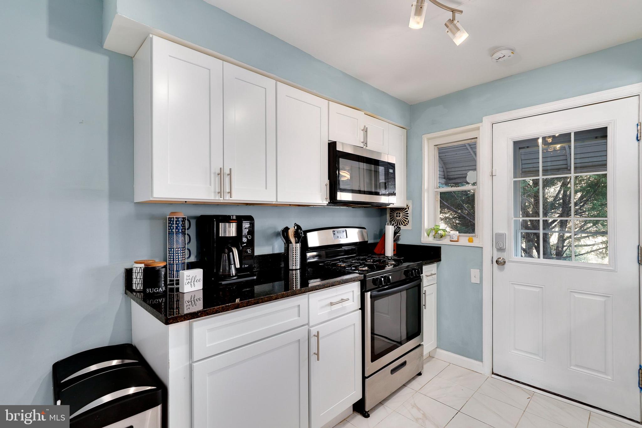 4144 Doris Avenue Brooklyn, MD 21225 - Photo 8 of 25