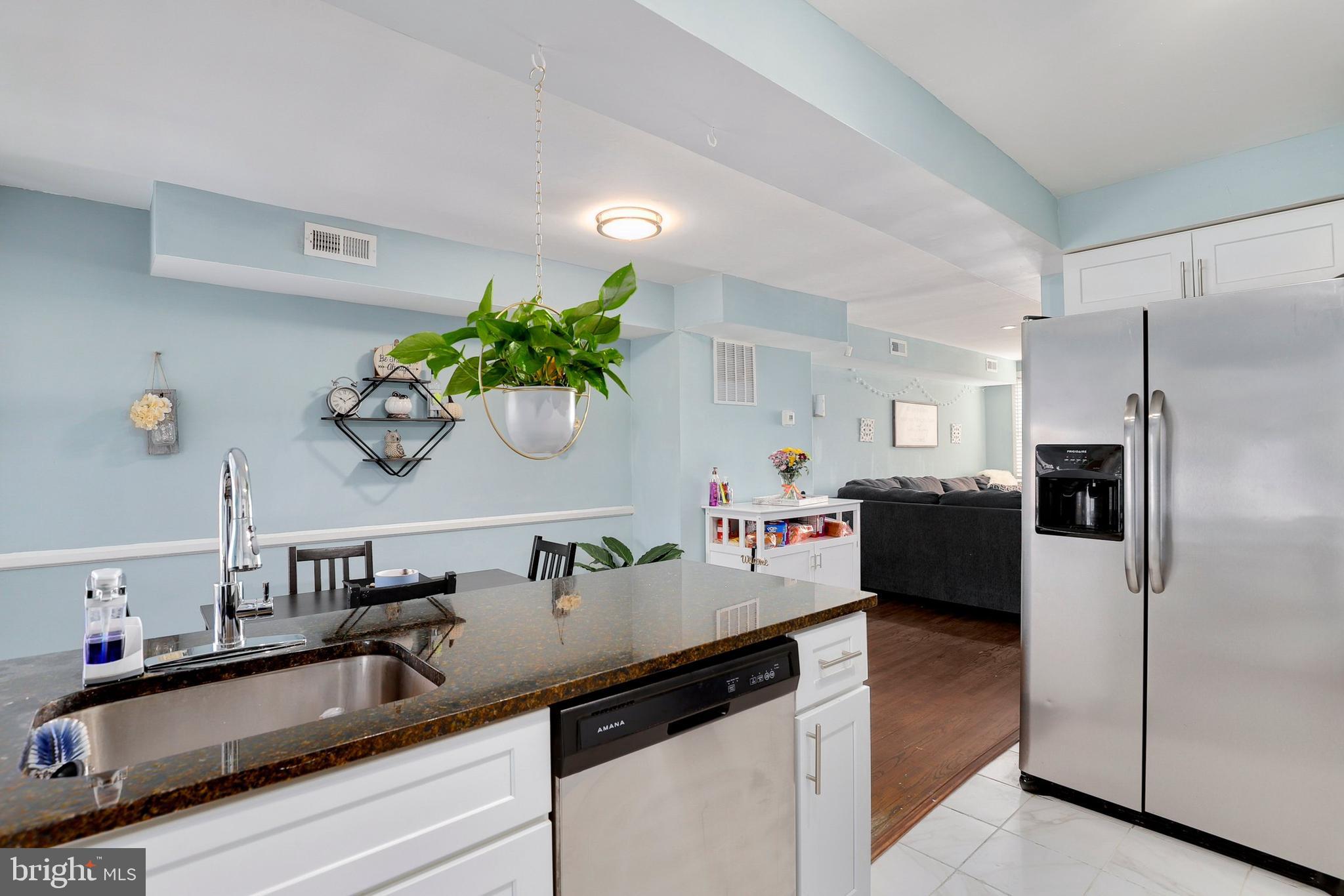 4144 Doris Avenue Brooklyn, MD 21225 - Photo 10 of 25