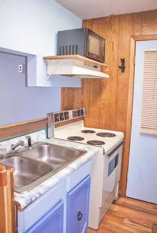 $395,000 | 143 East Broadway Street, Rockville, MN 56369