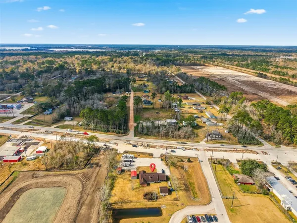a view of an ocean and a mountain view