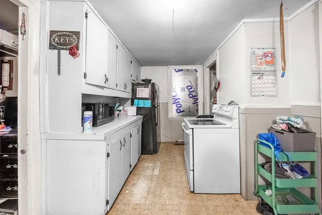 $349,000 | 32 Center Street, Kenduskeag, ME 04450