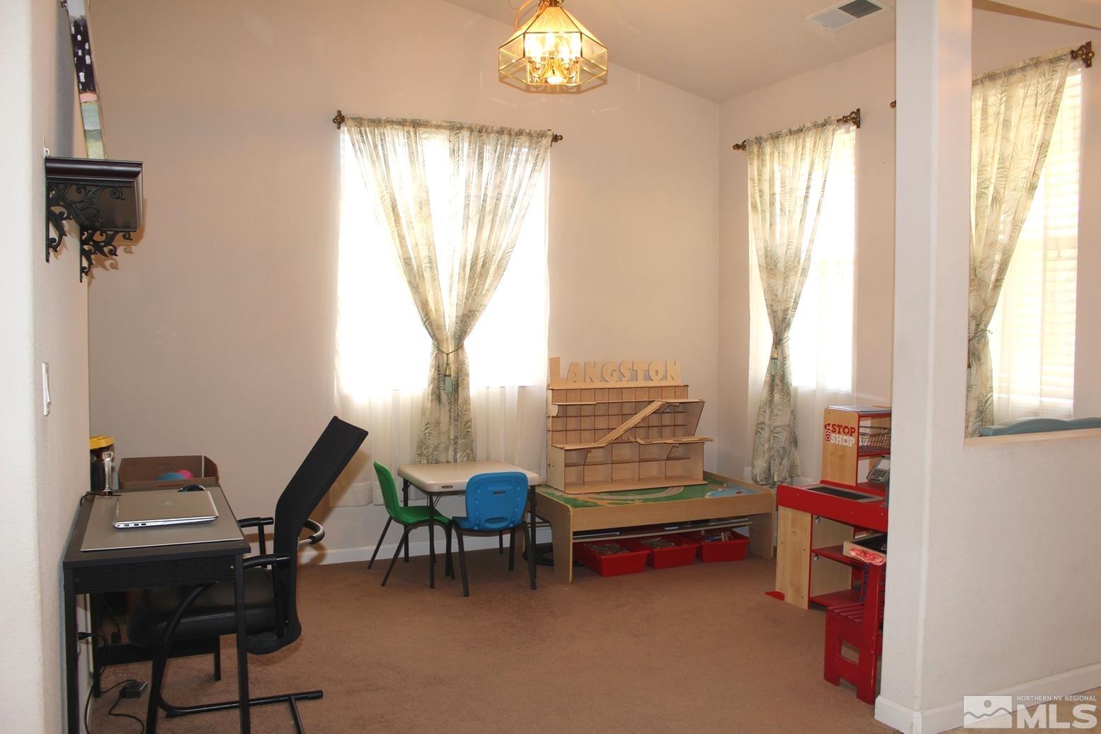 8965 Mahon Drive Reno, NV 89506 - Photo 15 of 39 Photo 16