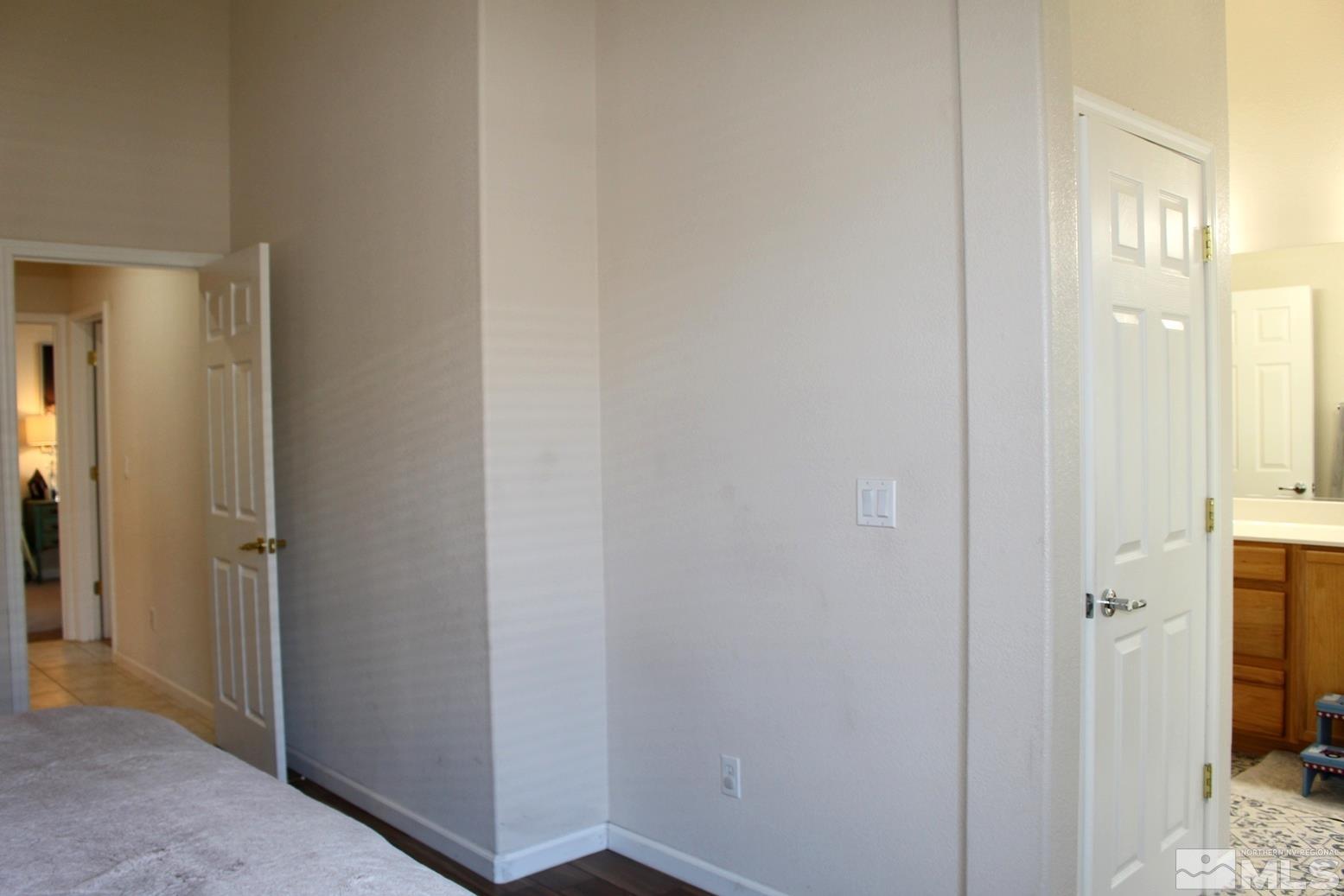 8965 Mahon Drive Reno, NV 89506 - Photo 17 of 39 Photo 18