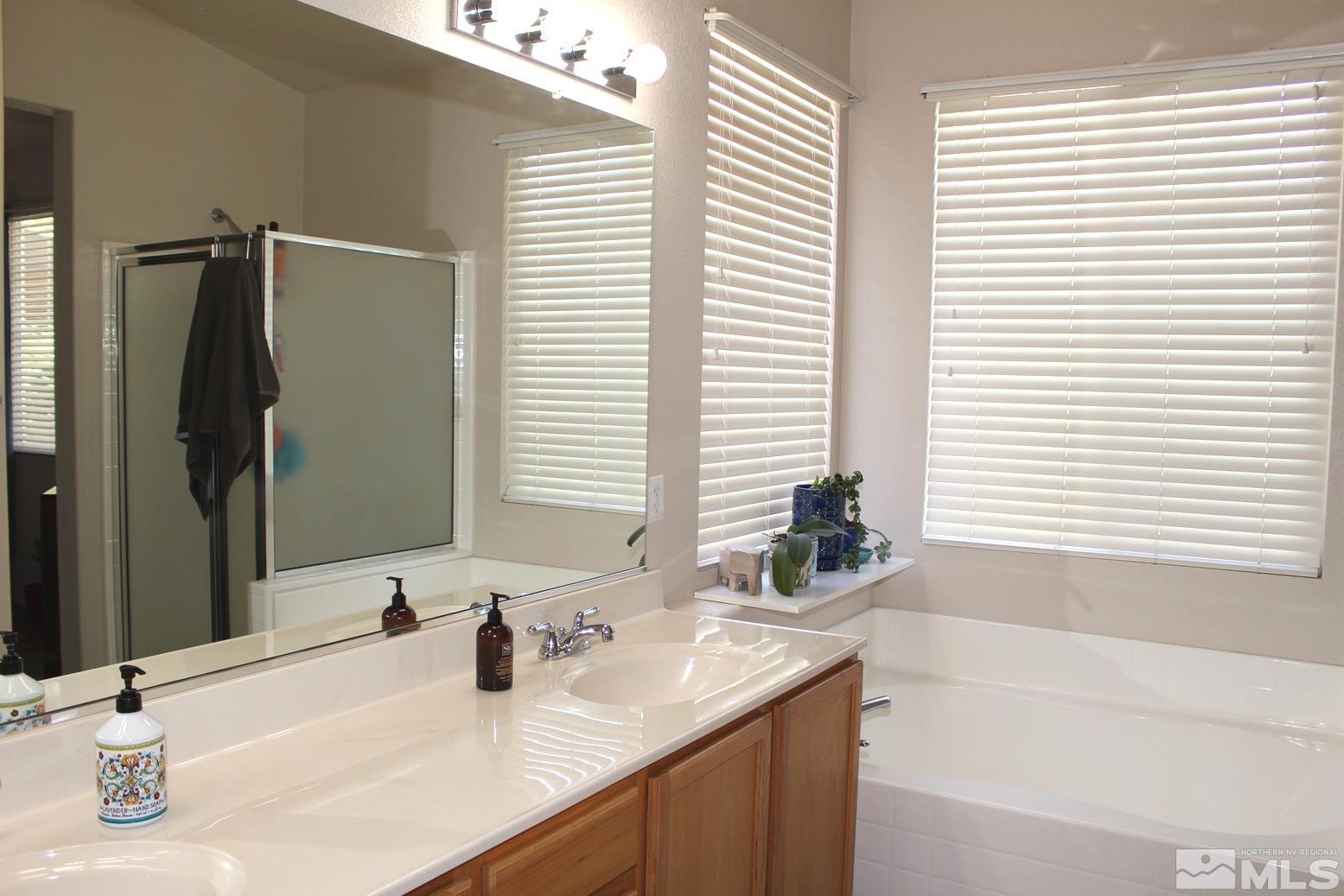 8965 Mahon Drive Reno, NV 89506 - Photo 24 of 39 Photo 25