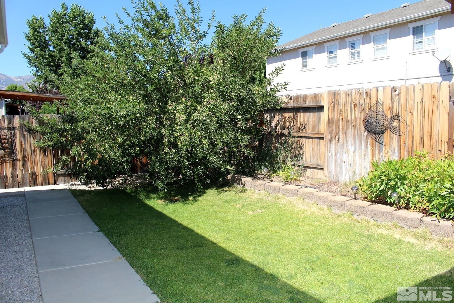 8965 Mahon Drive Reno, NV 89506 - Photo 32 of 39 Photo 33