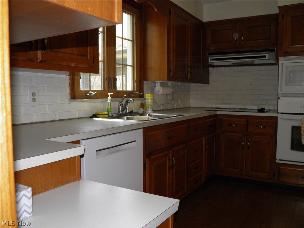 841 Ewing Road Youngstown, OH 44512 - Photo 12 of 35 Gallery Image 12