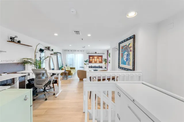 $1,049,000 | 865 Collins Avenue, Unit 307, Miami Beach, FL 33139