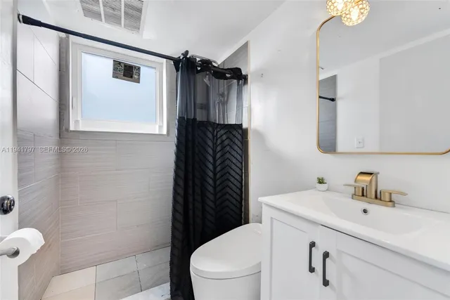 $1,049,000 | 865 Collins Avenue, Unit 307, Miami Beach, FL 33139