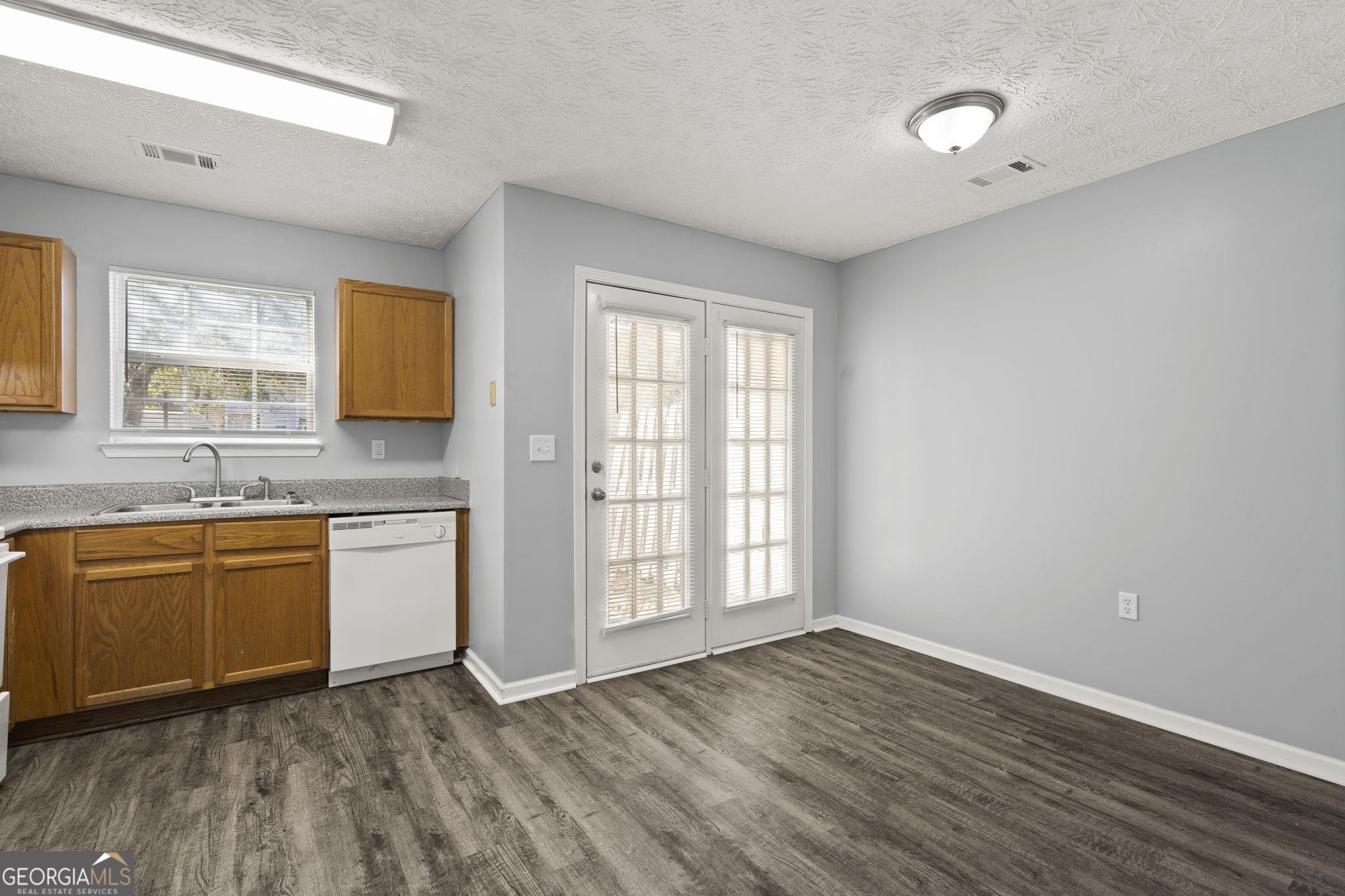 1469 North 42nd Highway, Unit I49 Jackson, GA 30233 - Photo 3 of 26