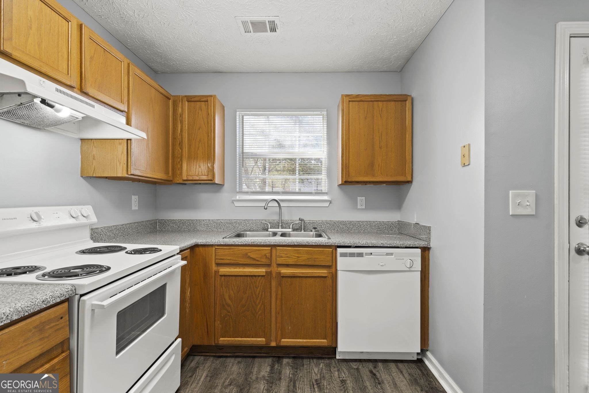 1469 North 42nd Highway, Unit I49 Jackson, GA 30233 - Photo 5 of 26