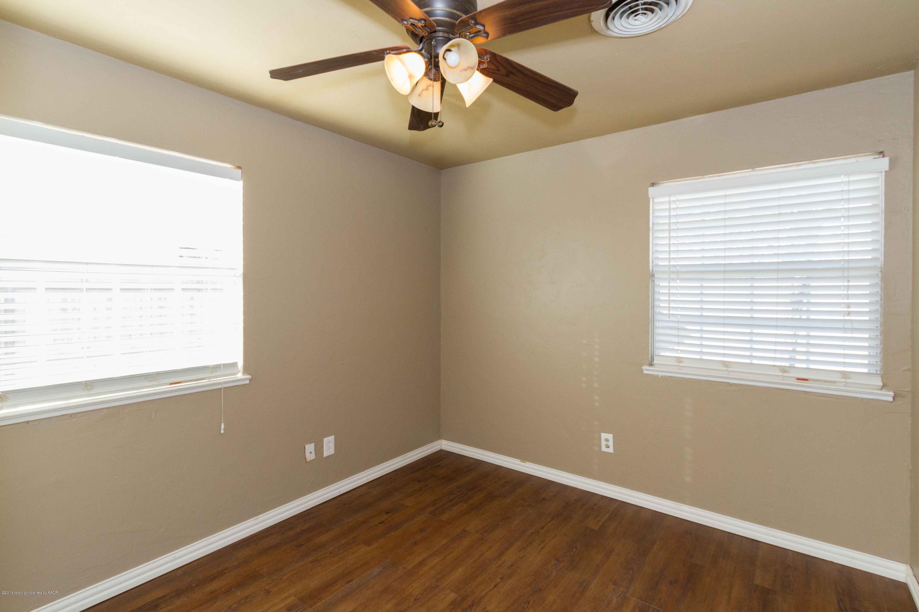 5316 Parker Street Amarillo, TX 79110 - Photo 15 of 24 BEDROOM 1 VIEW 1