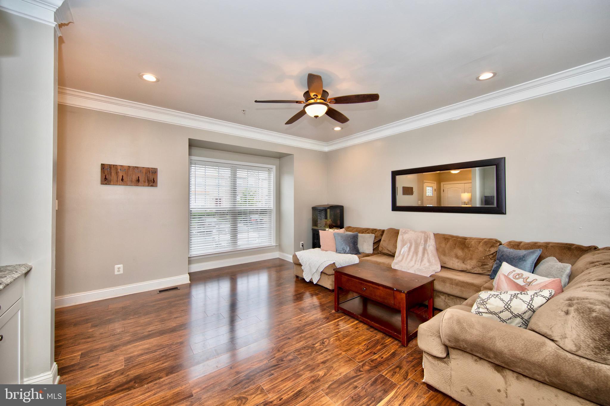 513 Callander Way Abingdon, MD 21009 - Photo 2 of 28 Bright and open family room