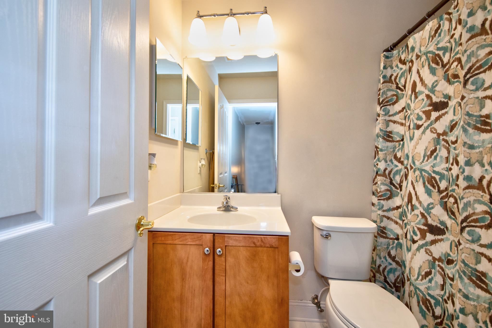 513 Callander Way Abingdon, MD 21009 - Photo 20 of 28 2nd full bath on upper level