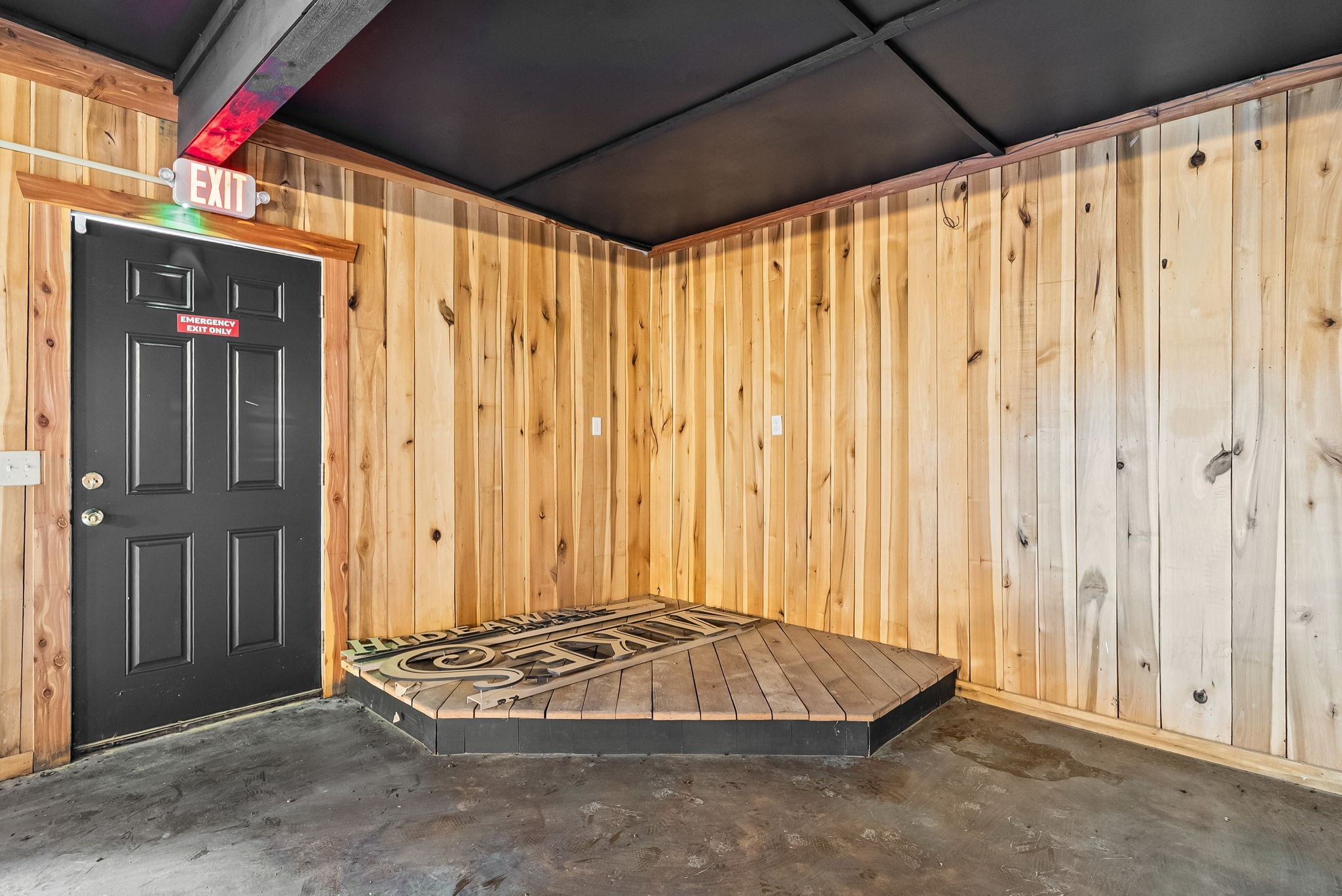 1095 Whiteoak Road Stewart, TN 37175 - Photo 19 of 52