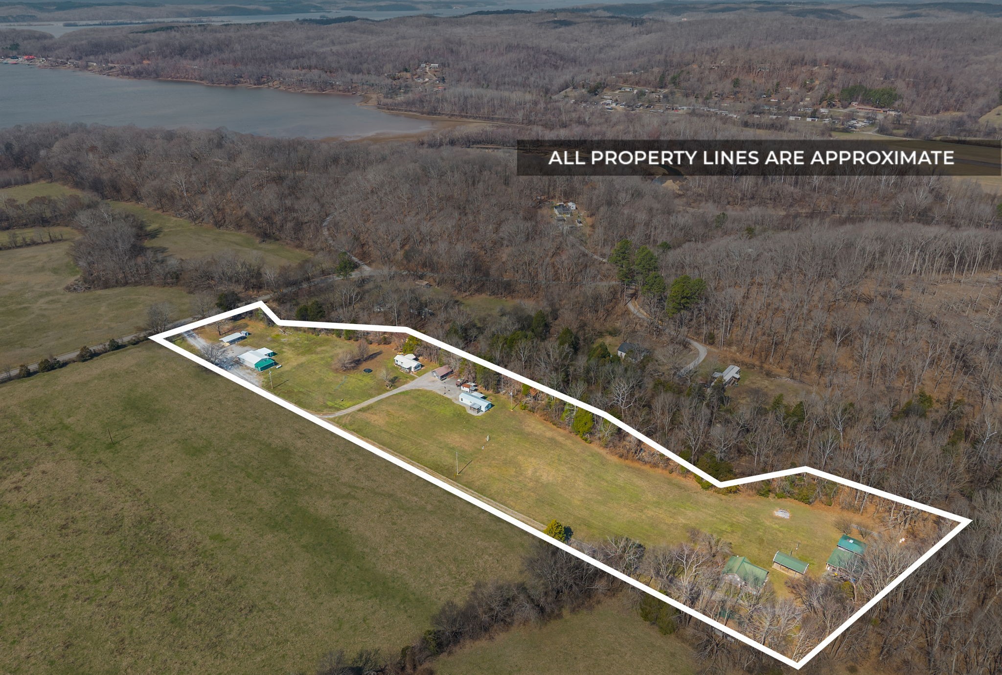 1095 Whiteoak Road Stewart, TN 37175 - Photo 2 of 52