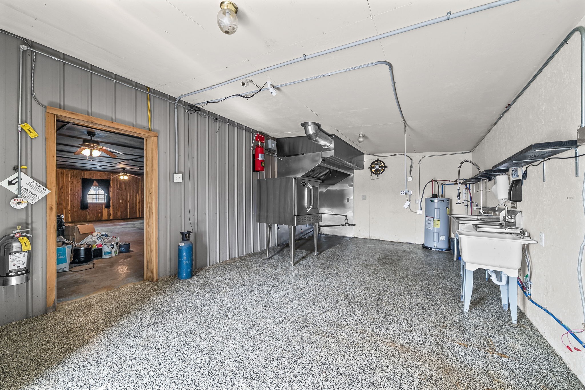 1095 Whiteoak Road Stewart, TN 37175 - Photo 22 of 52