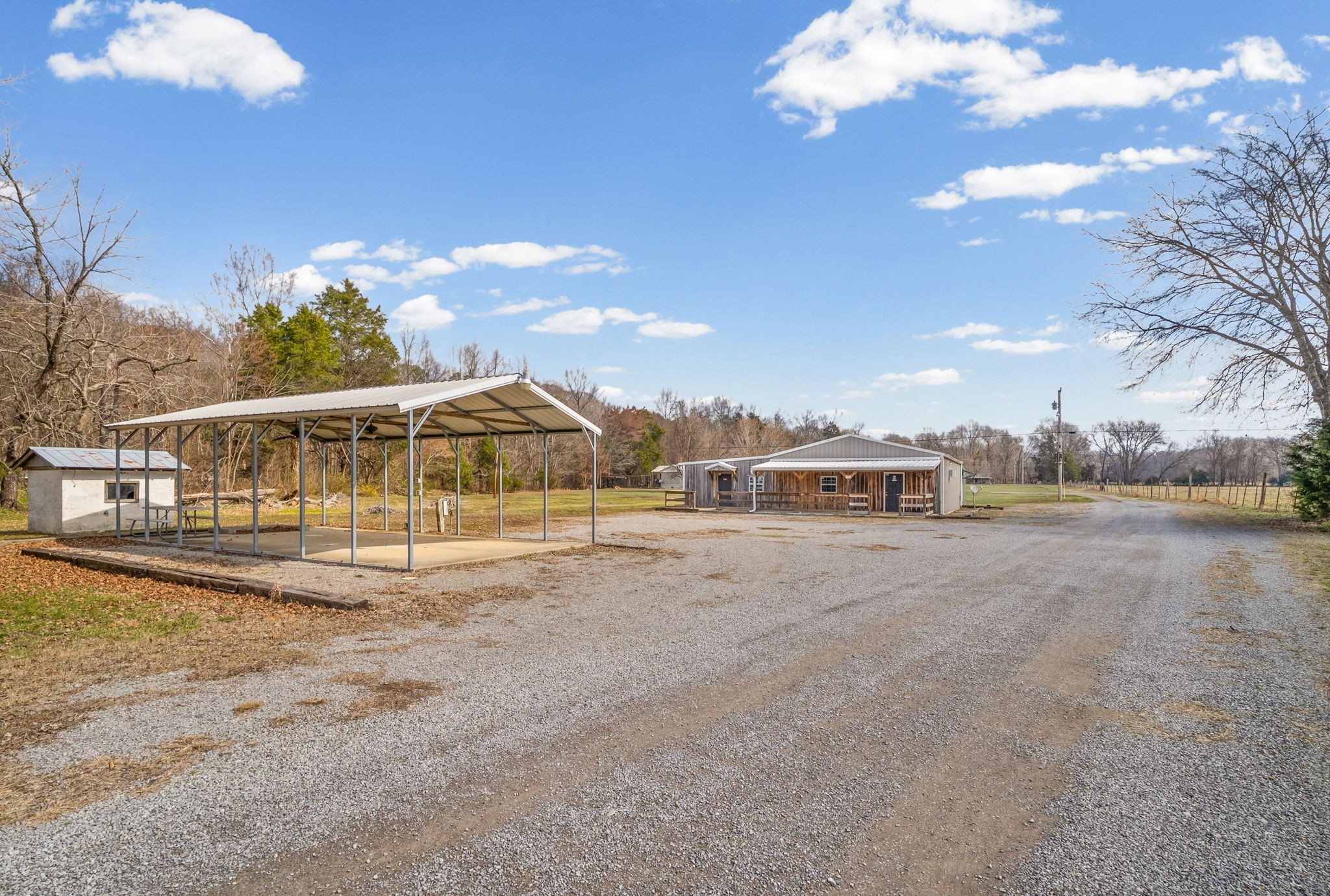 1095 Whiteoak Road Stewart, TN 37175 - Photo 23 of 52