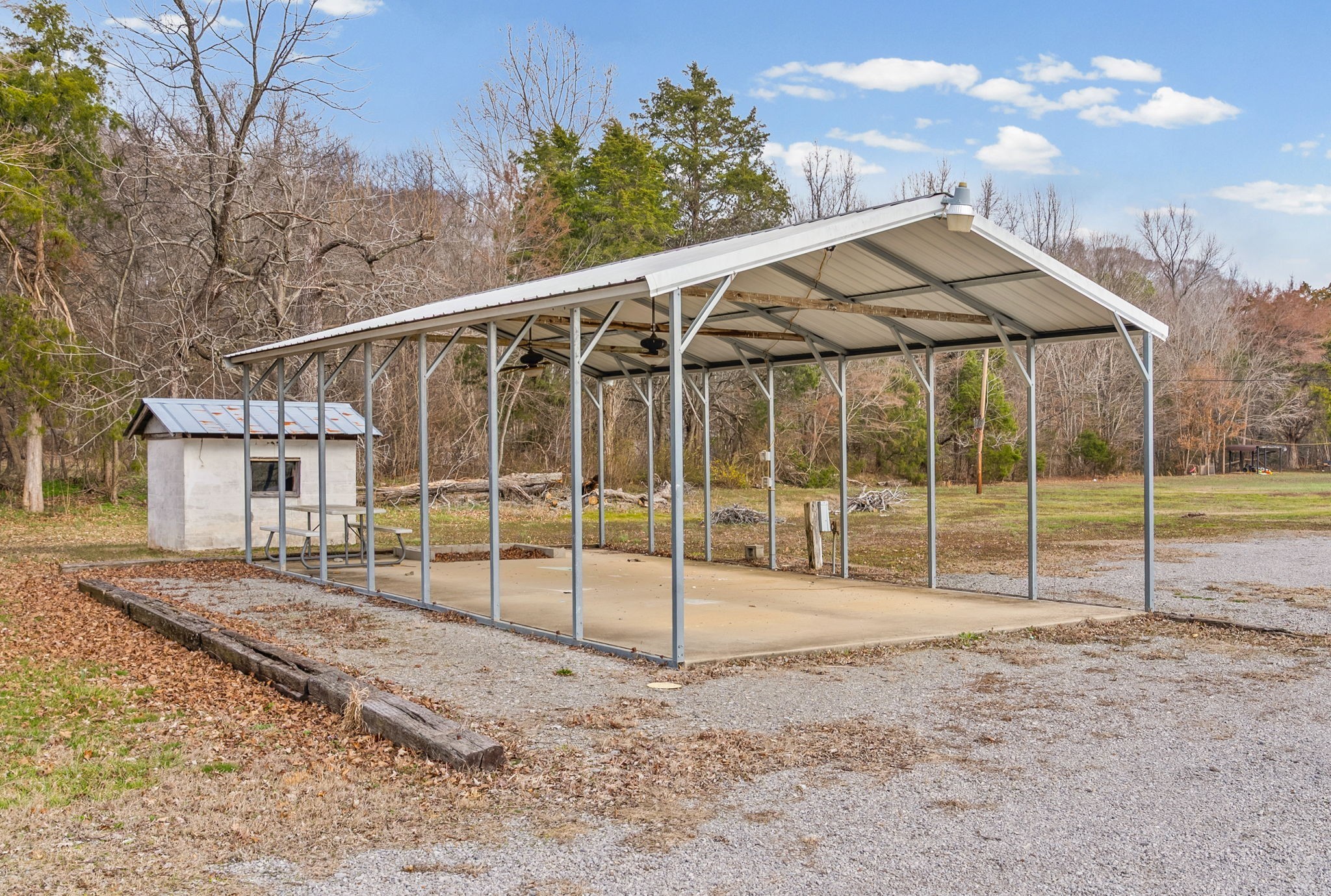 1095 Whiteoak Road Stewart, TN 37175 - Photo 24 of 52