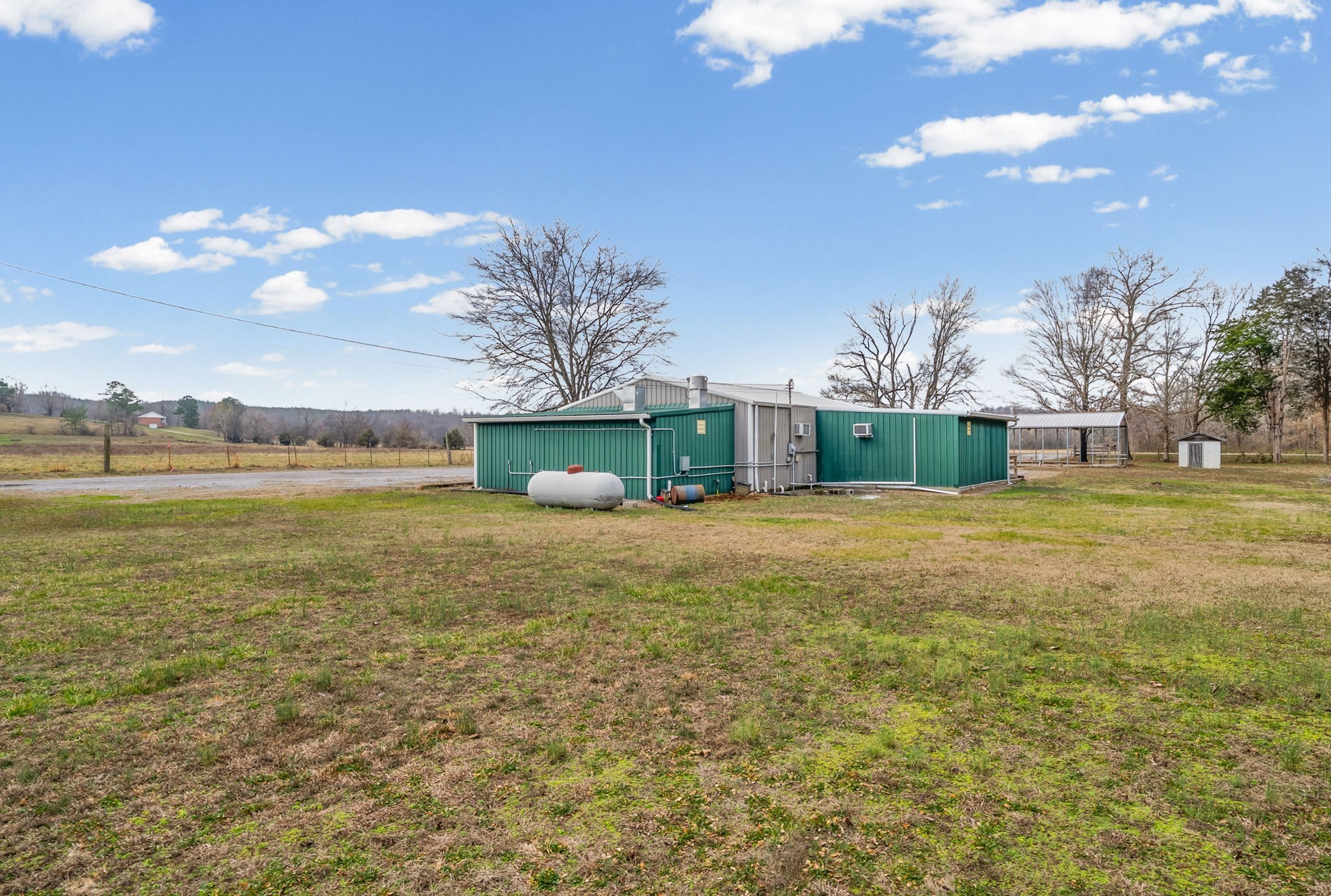 1095 Whiteoak Road Stewart, TN 37175 - Photo 29 of 52