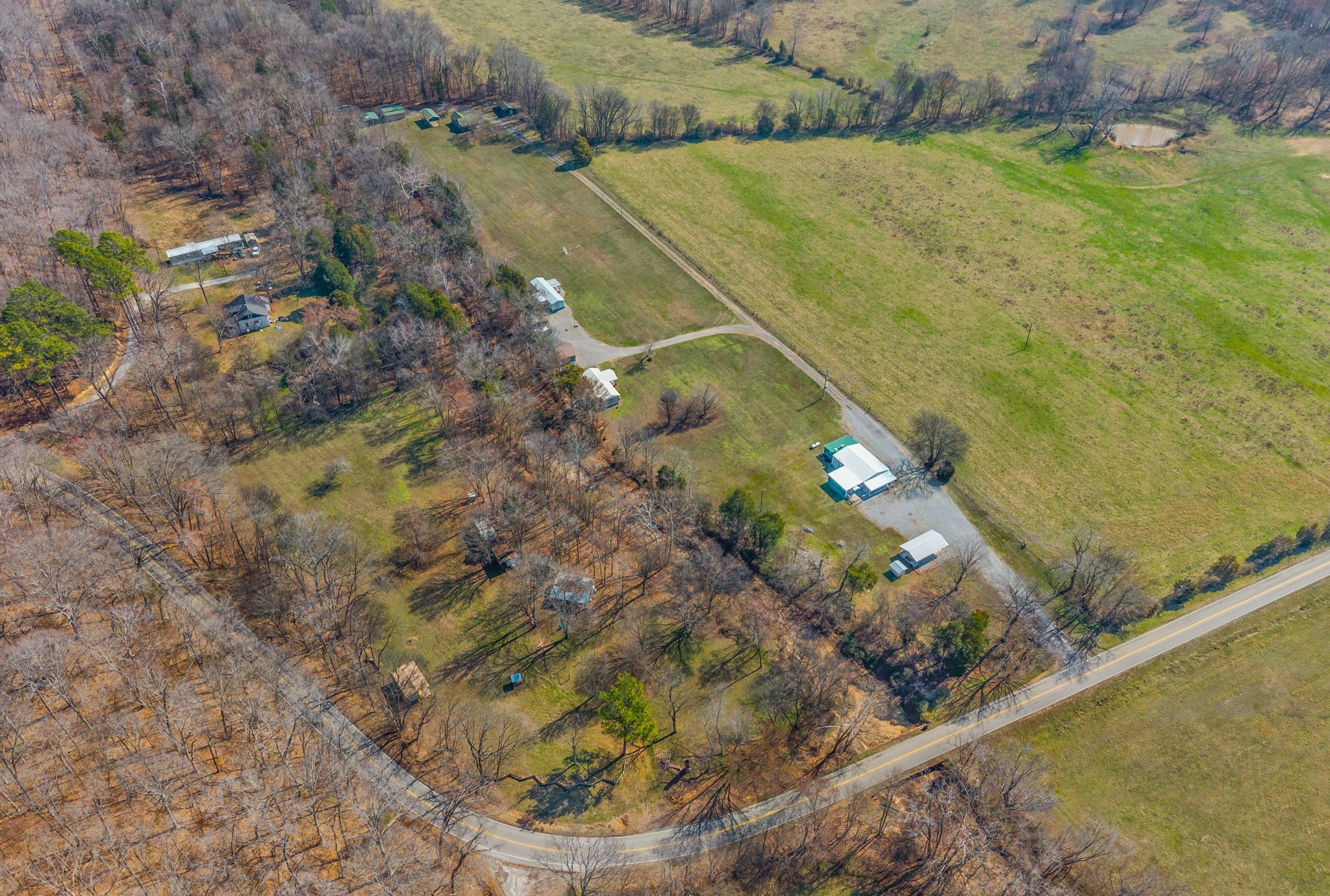 1095 Whiteoak Road Stewart, TN 37175 - Photo 48 of 52