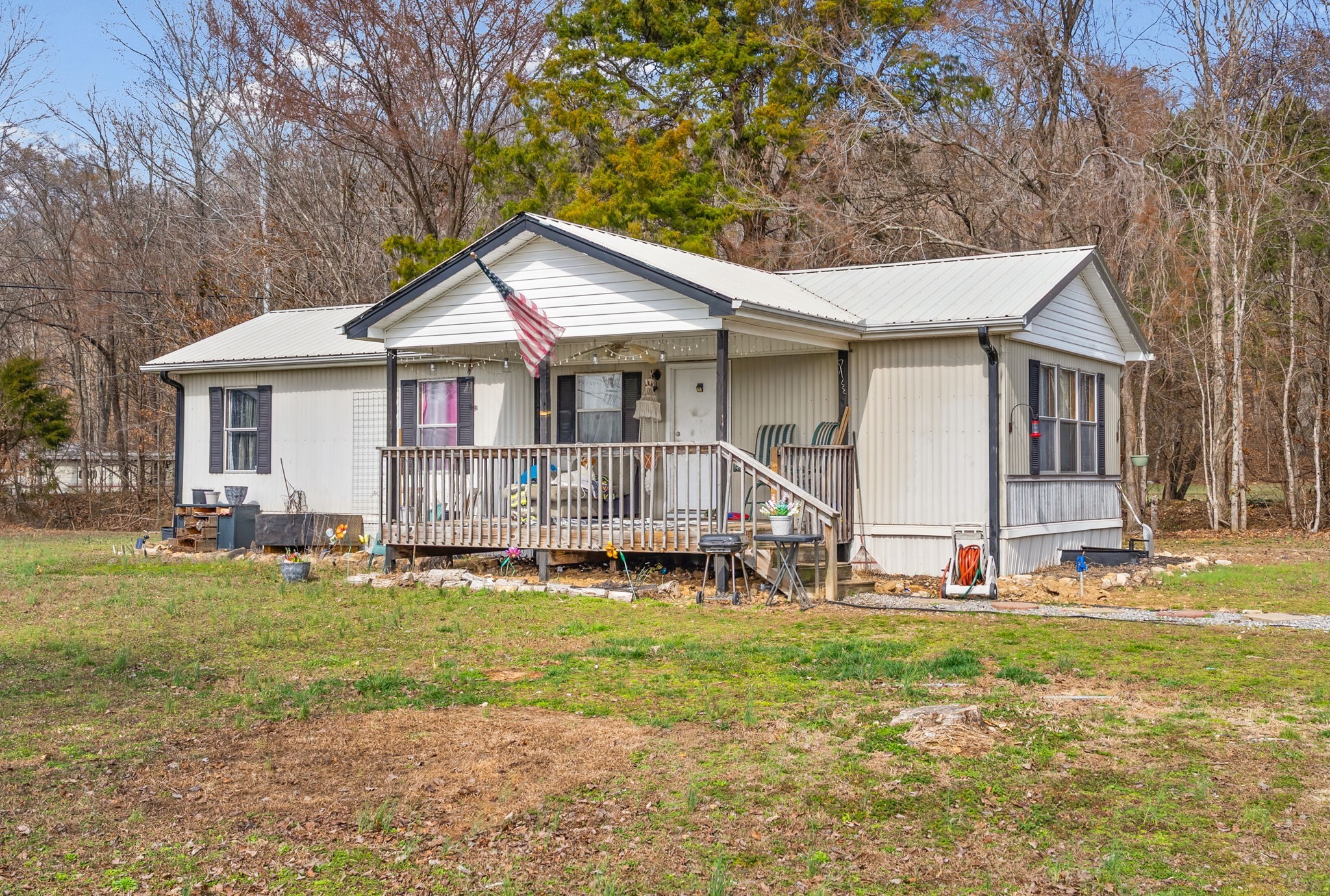 1095 Whiteoak Road Stewart, TN 37175 - Photo 6 of 52