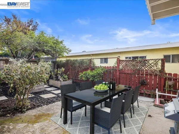$1,050,000 | 2924 Morcom Avenue, Oakland, CA 94619