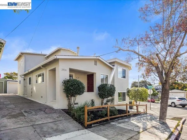 $1,050,000 | 2924 Morcom Avenue, Oakland, CA 94619