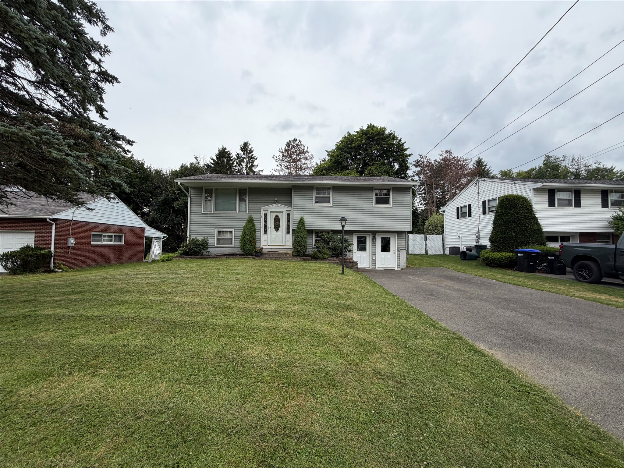 7 Johnson Road Binghamton, NY 13905 - Photo 2 of 29