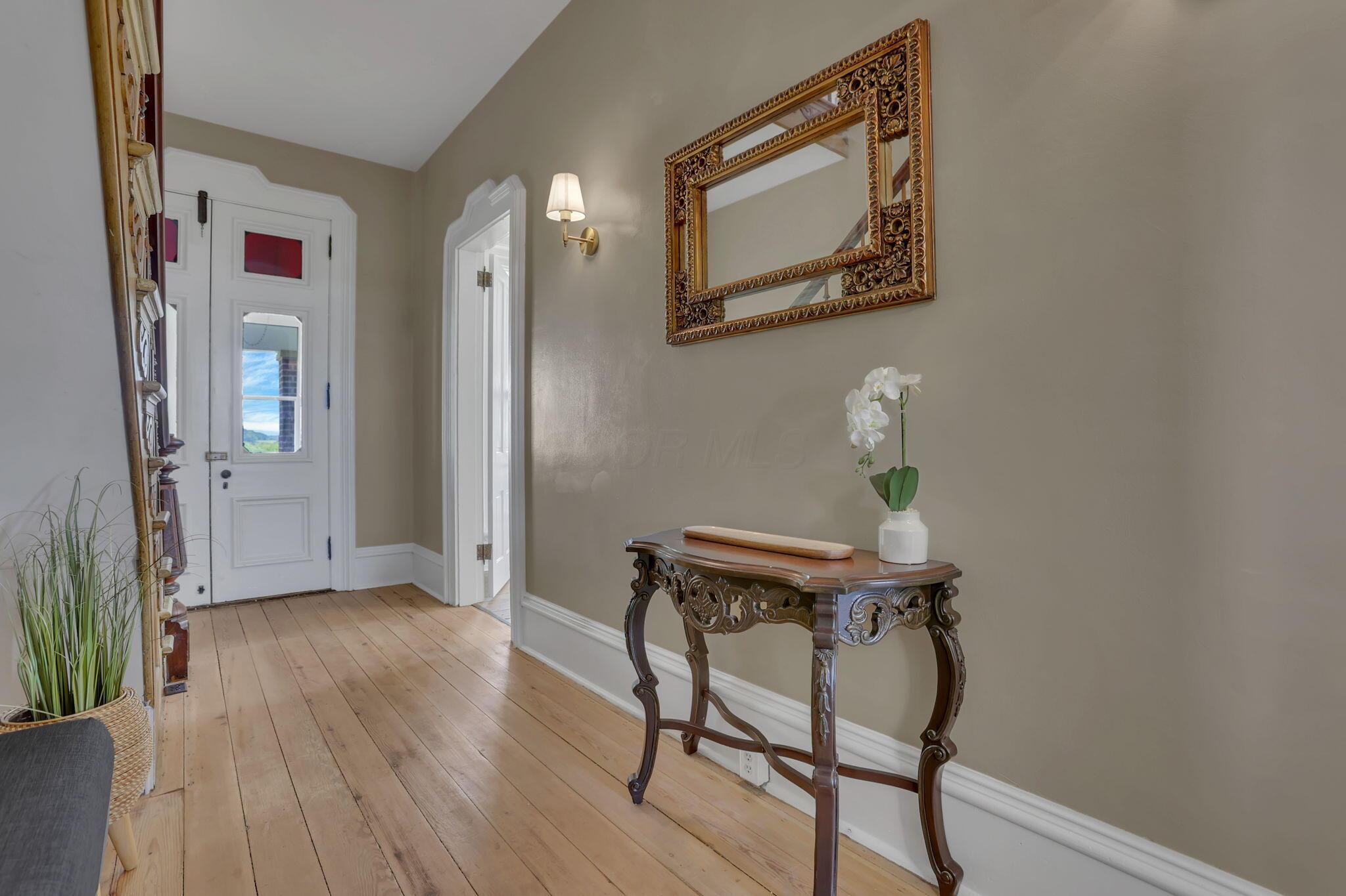 4535 Amanda Northern Road Amanda, OH 43102 - Photo 30 of 72 Foyer