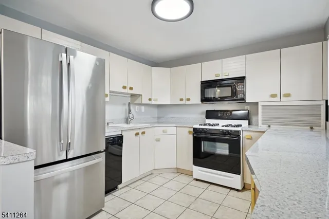 $848,000 | 14 Mellon Avenue, West Orange, NJ 07052