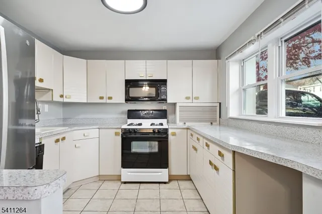 $848,000 | 14 Mellon Avenue, West Orange, NJ 07052