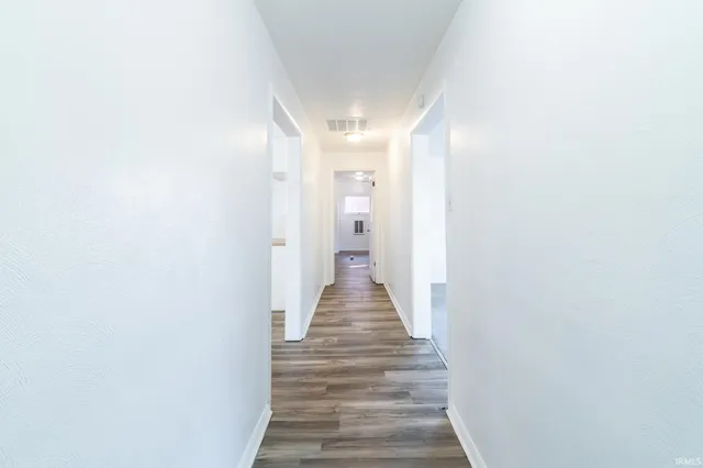 $210,000 | 130 East Hoover Drive, Fort Wayne, IN 46816