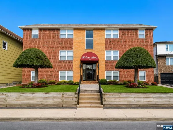 $2,000 | 255 Schuyler Avenue, Unit 7, Kearny, NJ 07032