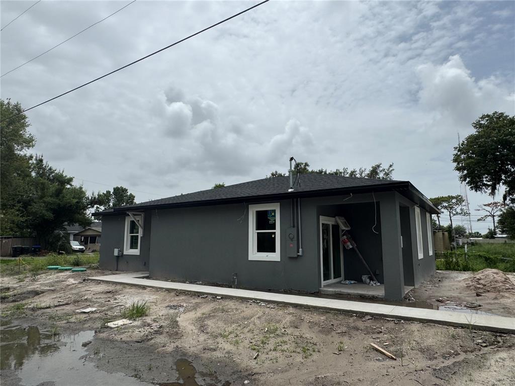 5238 2nd Street Orlando, FL 32810 - Photo 4 of 19 a front view of a house
