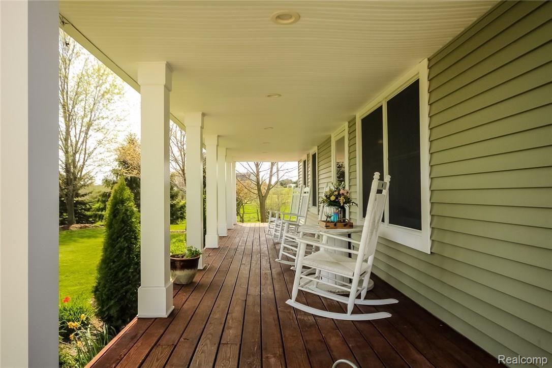 19446 Wasson Road Gregory, MI 48137 - Photo 6 of 47 067-Covered_Porch-4040104-medium.jpg