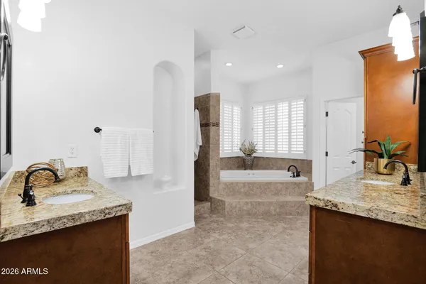 $1,725,000 | 3835 East Leland Street, Mesa, AZ 85215