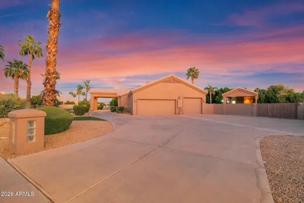 $1,725,000 | 3835 East Leland Street, Mesa, AZ 85215