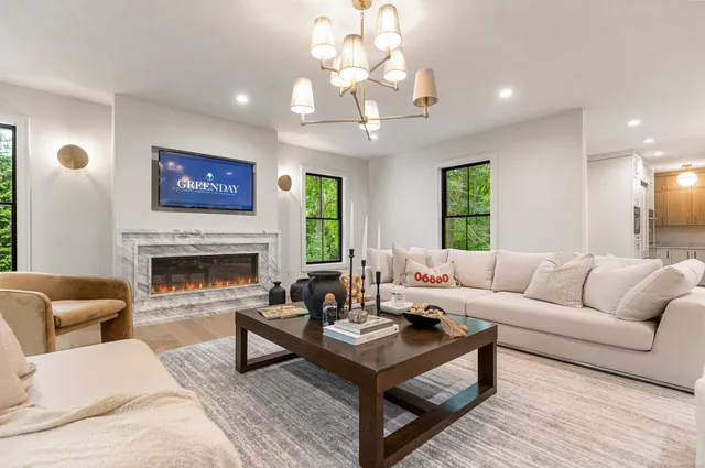 $2,639,000 | 26 Hitchcock Road, Westport, CT 06880