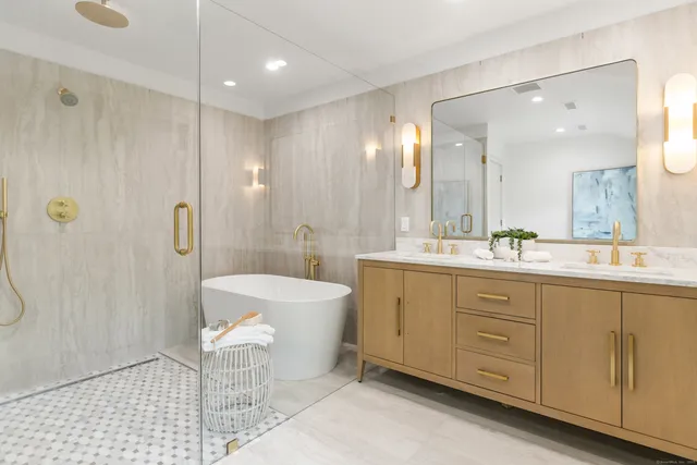 $2,639,000 | 26 Hitchcock Road, Westport, CT 06880