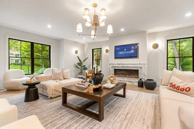 $2,639,000 | 26 Hitchcock Road, Westport, CT 06880