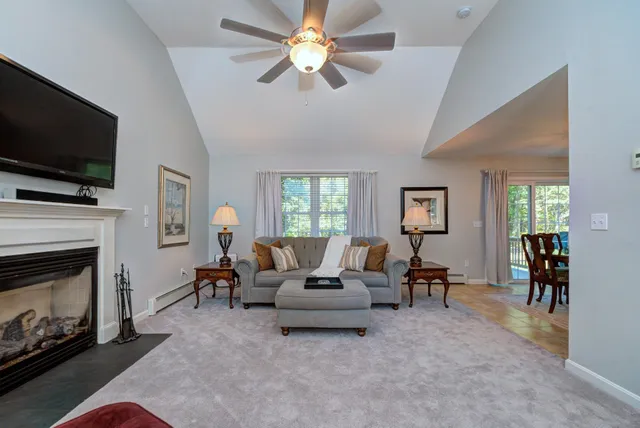 $789,000 | 7 Rellas Ridge Road, Kingston, NH 03848