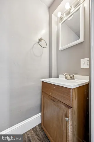 $2,550 | 437 Roxborough Avenue, Philadelphia, PA 19128