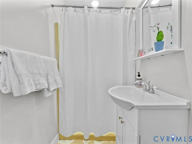 $599,950 | 9620 University Boulevard, Henrico, VA 23229