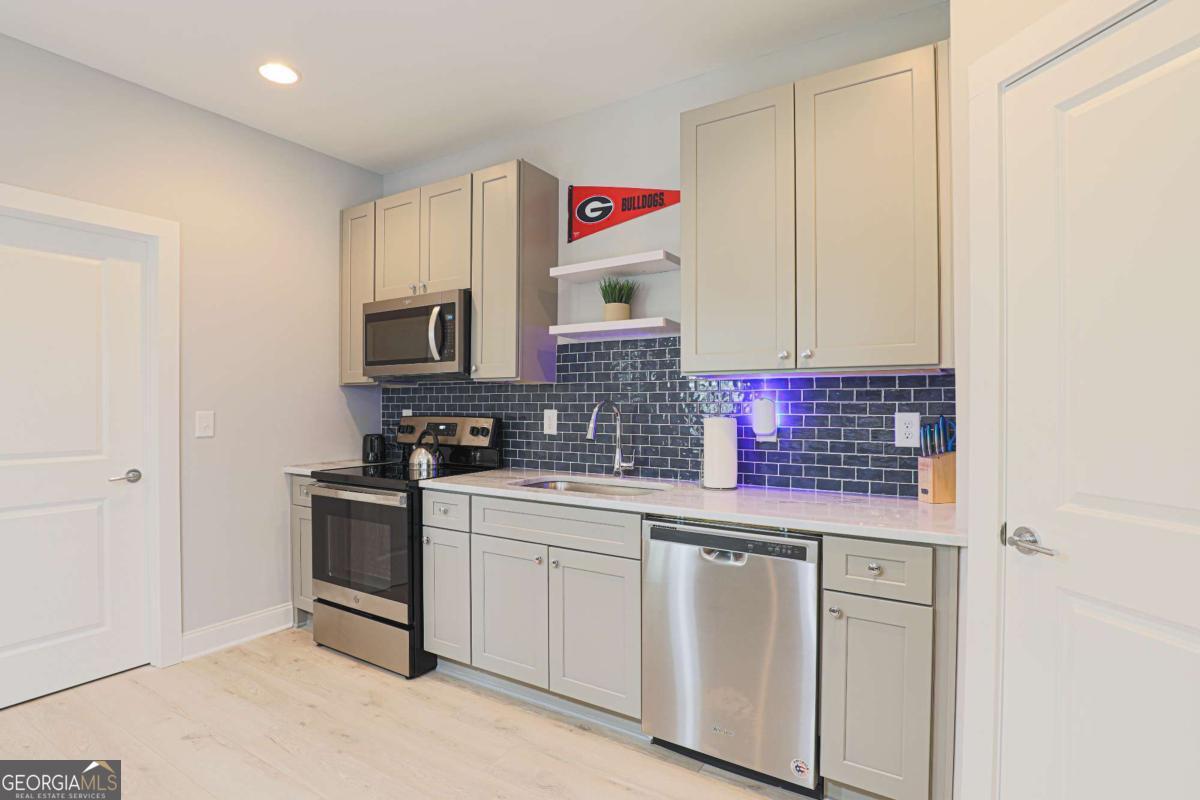 1641 East Broad Street Athens, GA 30601 - Photo 17 of 62